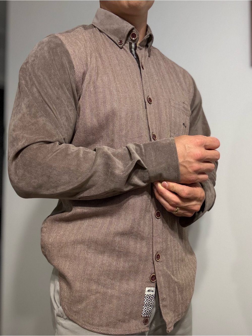 Men's Casual Two-Tone Brown Button-Down Shirt